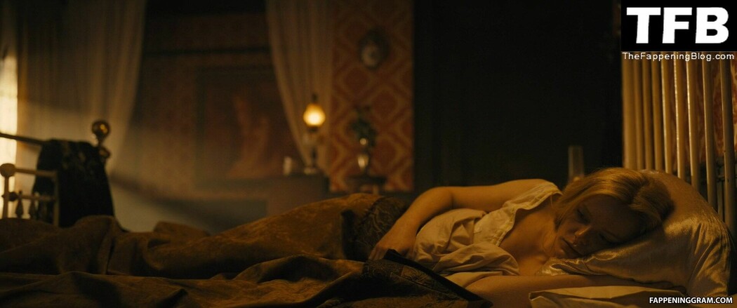 Abigail Cowen Aznude