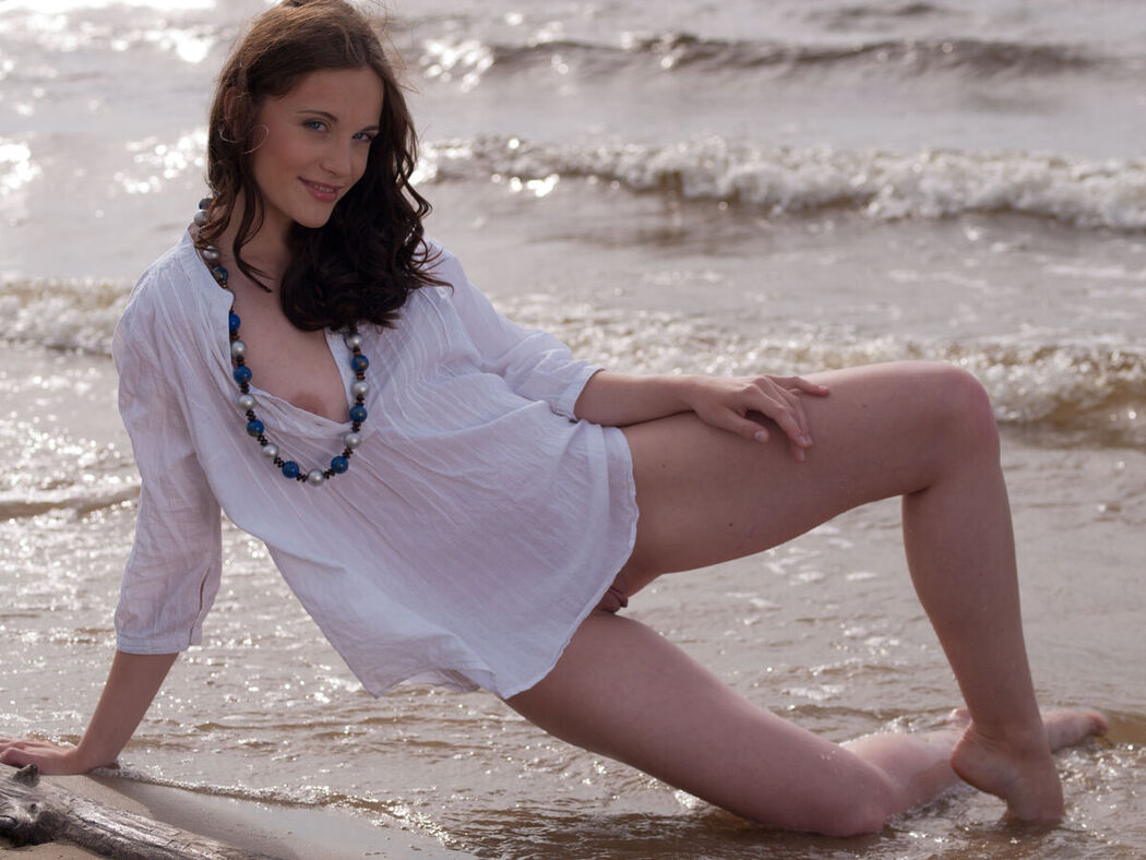 MetArt Liv B – Presenting Part1