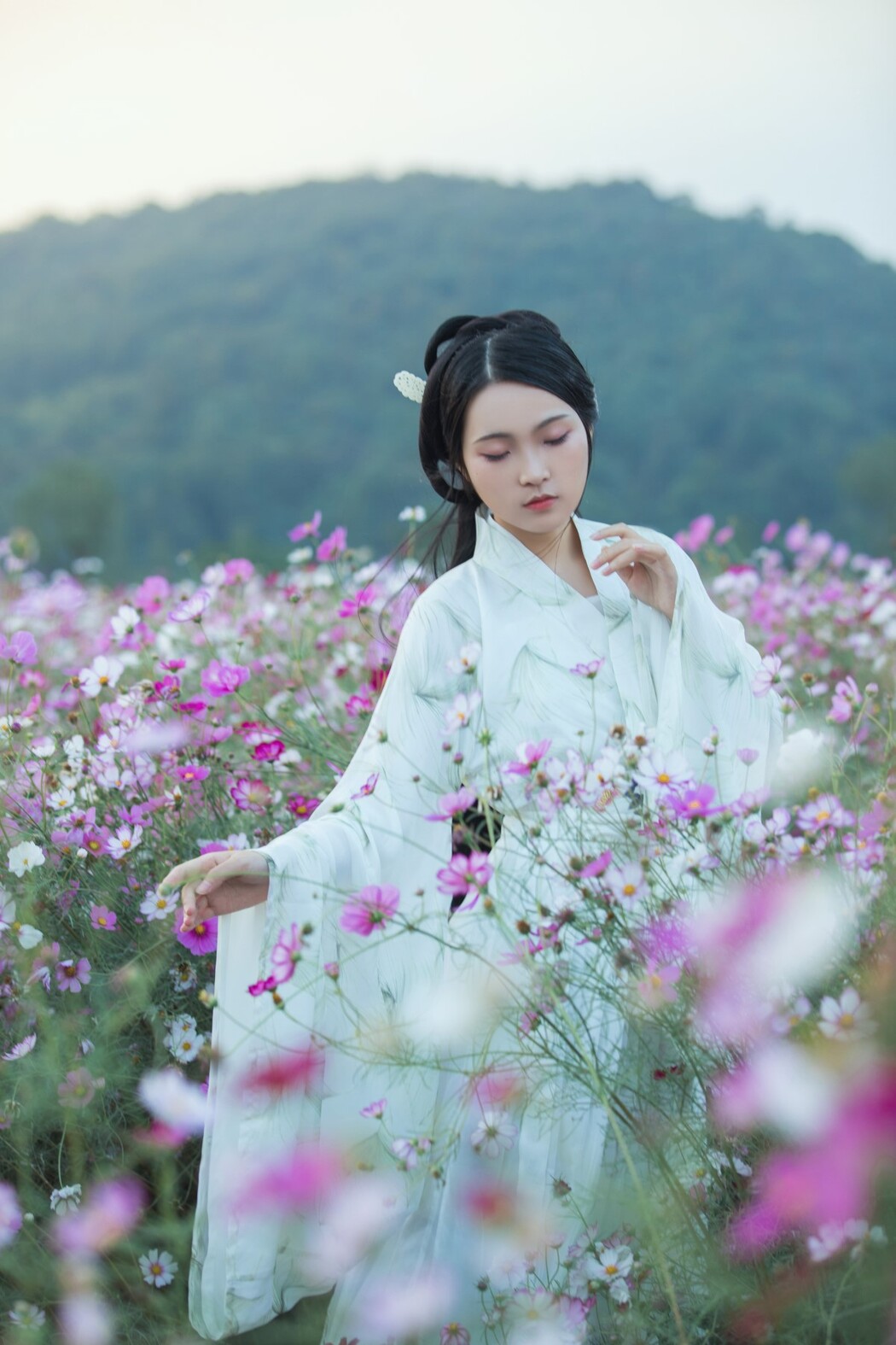 YiTuYu艺图语 Vol.1447 Yi Ge Bai Lu