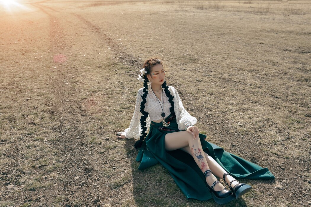 YiTuYu艺图语 Vol.1418 Deng Wa Er