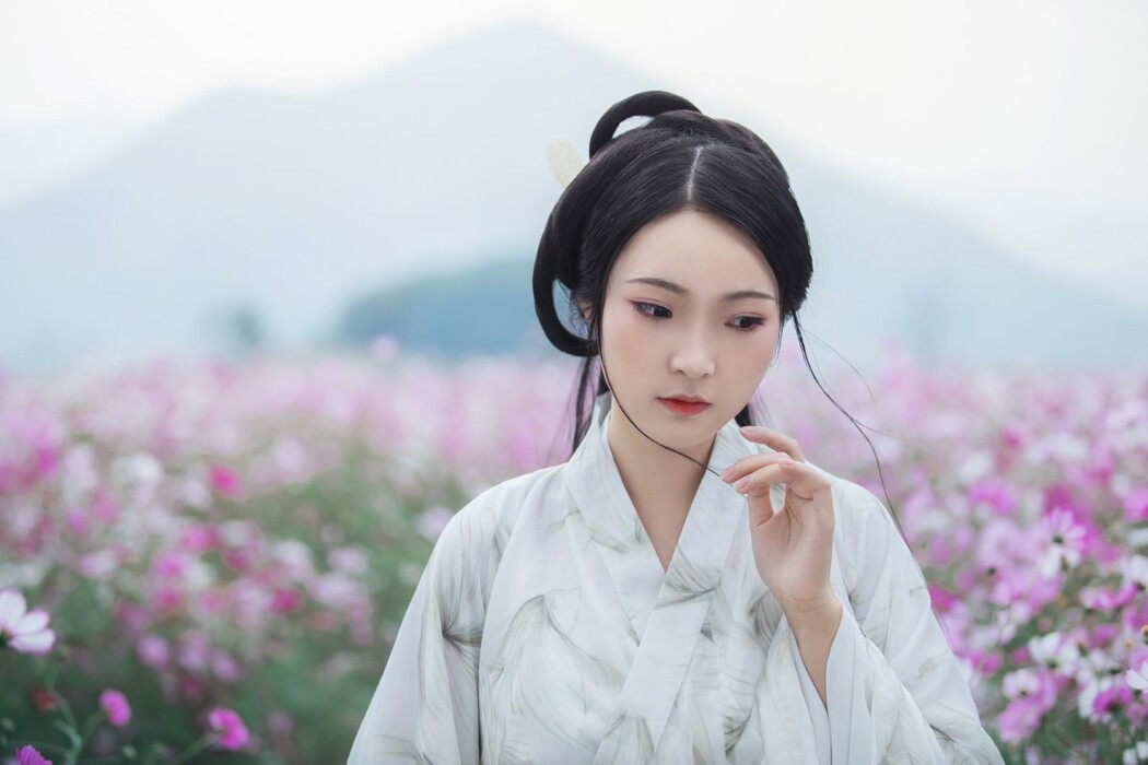YiTuYu艺图语 Vol.1447 Yi Ge Bai Lu