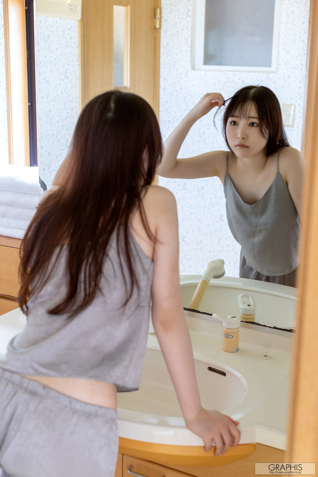 Jun Kasui 香水じゅん, Graphis Gals 「Perfume」 Vol.04 – EVERIA.CLUB