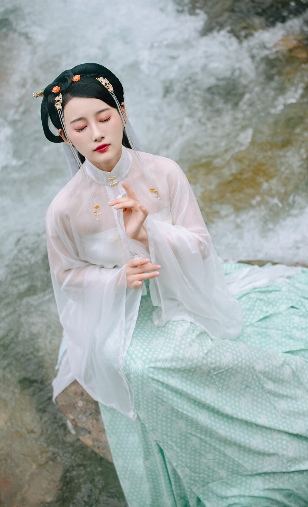 YiTuYu艺图语 Vol.1442 Shiba Yue