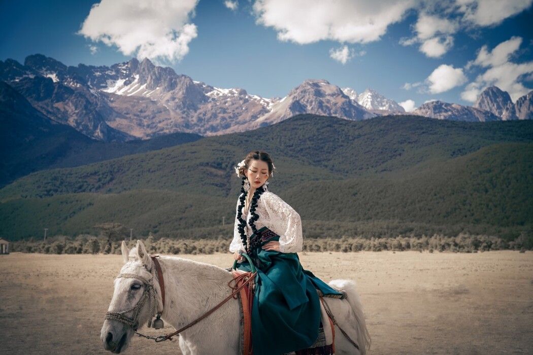 YiTuYu艺图语 Vol.1418 Deng Wa Er