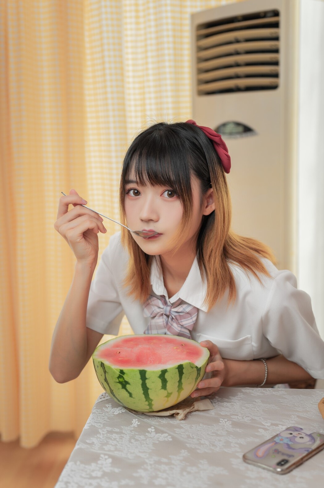 YiTuYu艺图语 Vol.1404 Tu Zi Zzz Bu Chi Hu Luo Bo