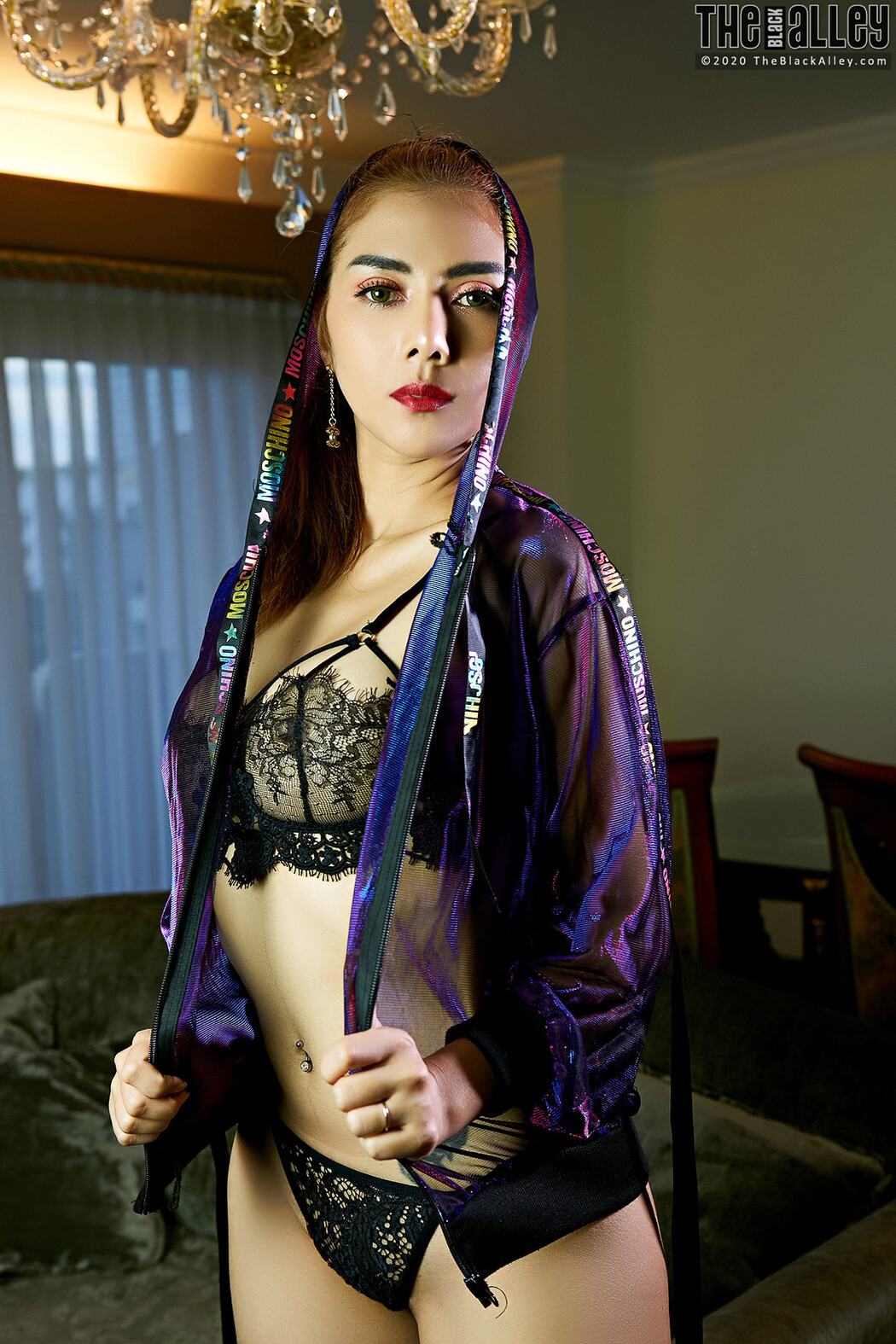 Carolina Fong The Black Alley Photobook Set.43