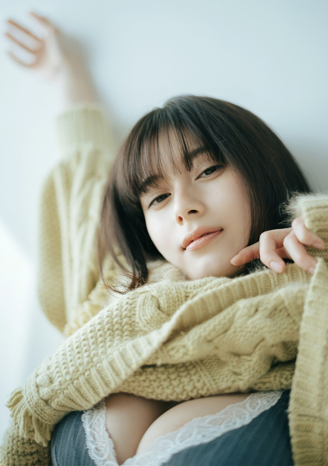 Sakurako Okubo 大久保桜子, BRODYデジタル写真集 「BE SHINE」