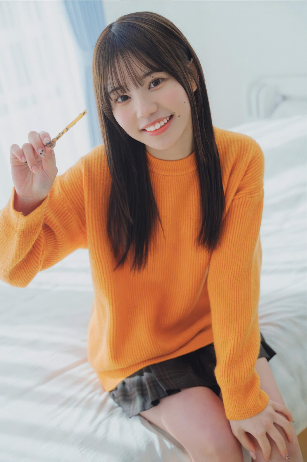 Momo Uenishi 上西萌々, FLASH 2025.04.08 (フラッシュ 2025年4月8日号)