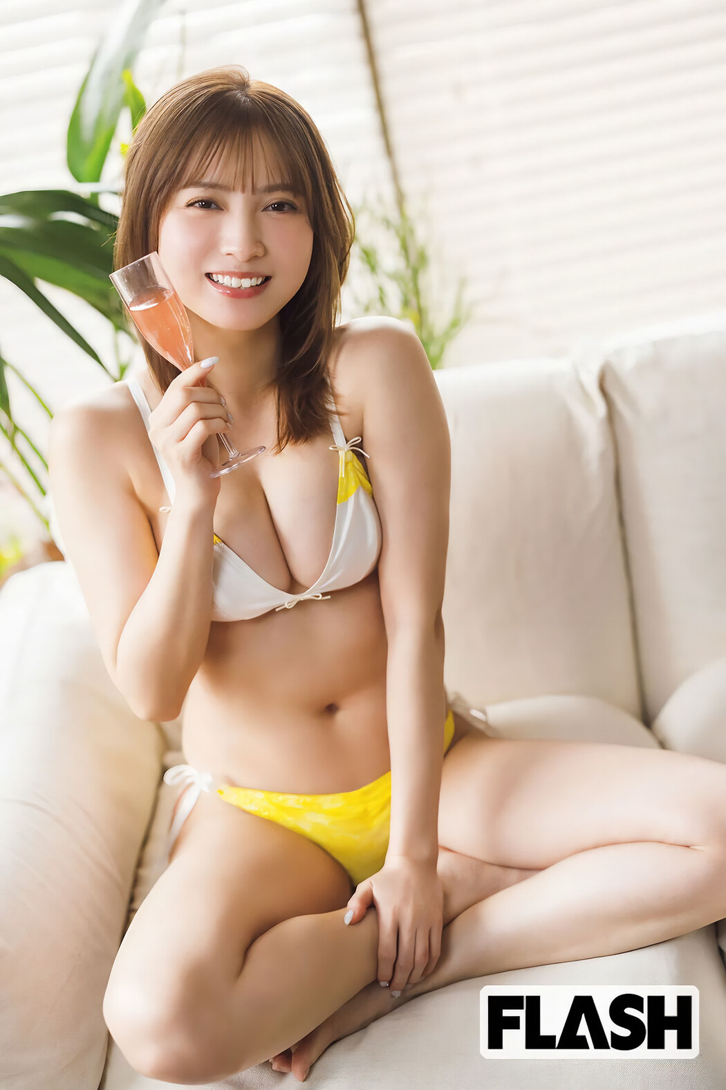 Nashiko Momotsuki 桃月なしこ, FLASH 2025.05.06 (フラッシュ 2025年5月6日号)