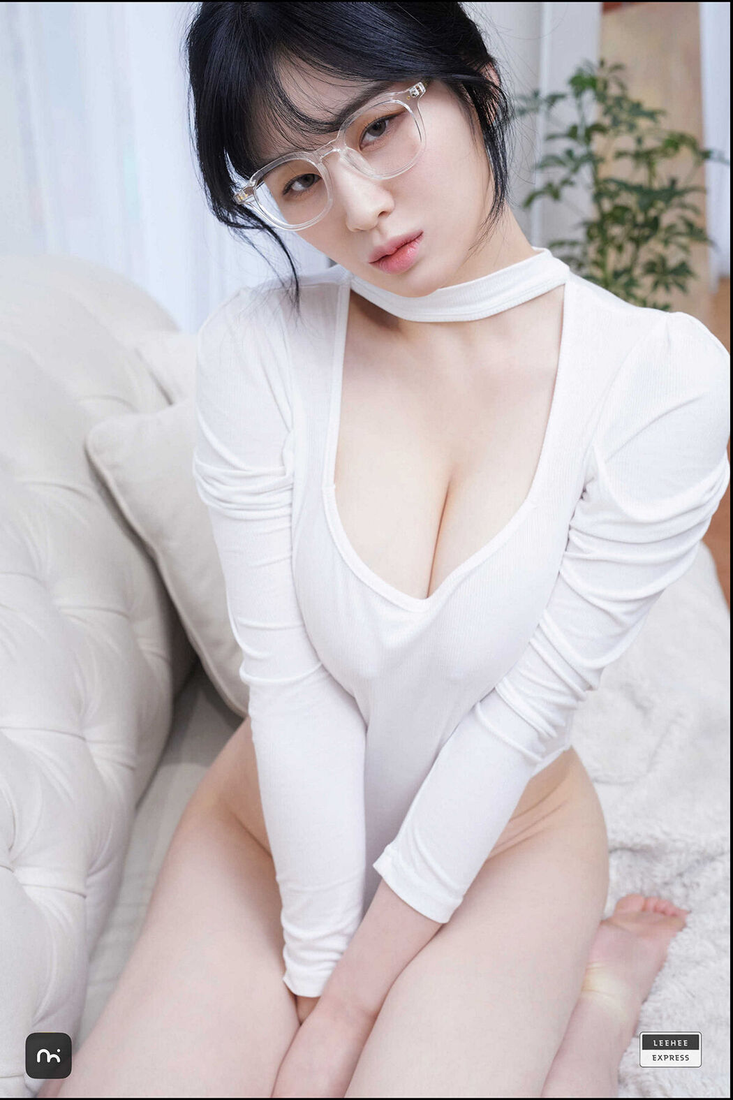 LE LEBE-237 – Woo Cover Photo