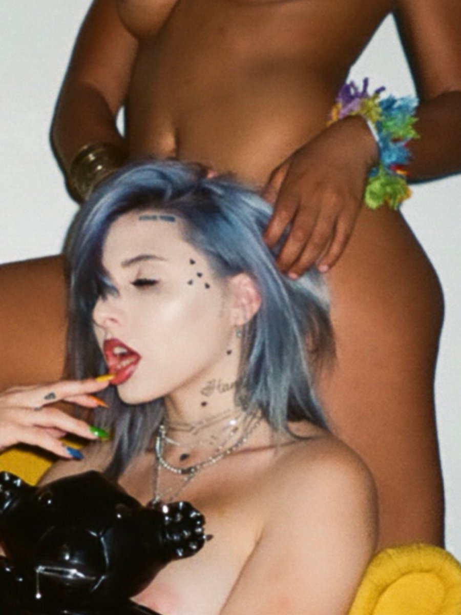 Toopoor Nude