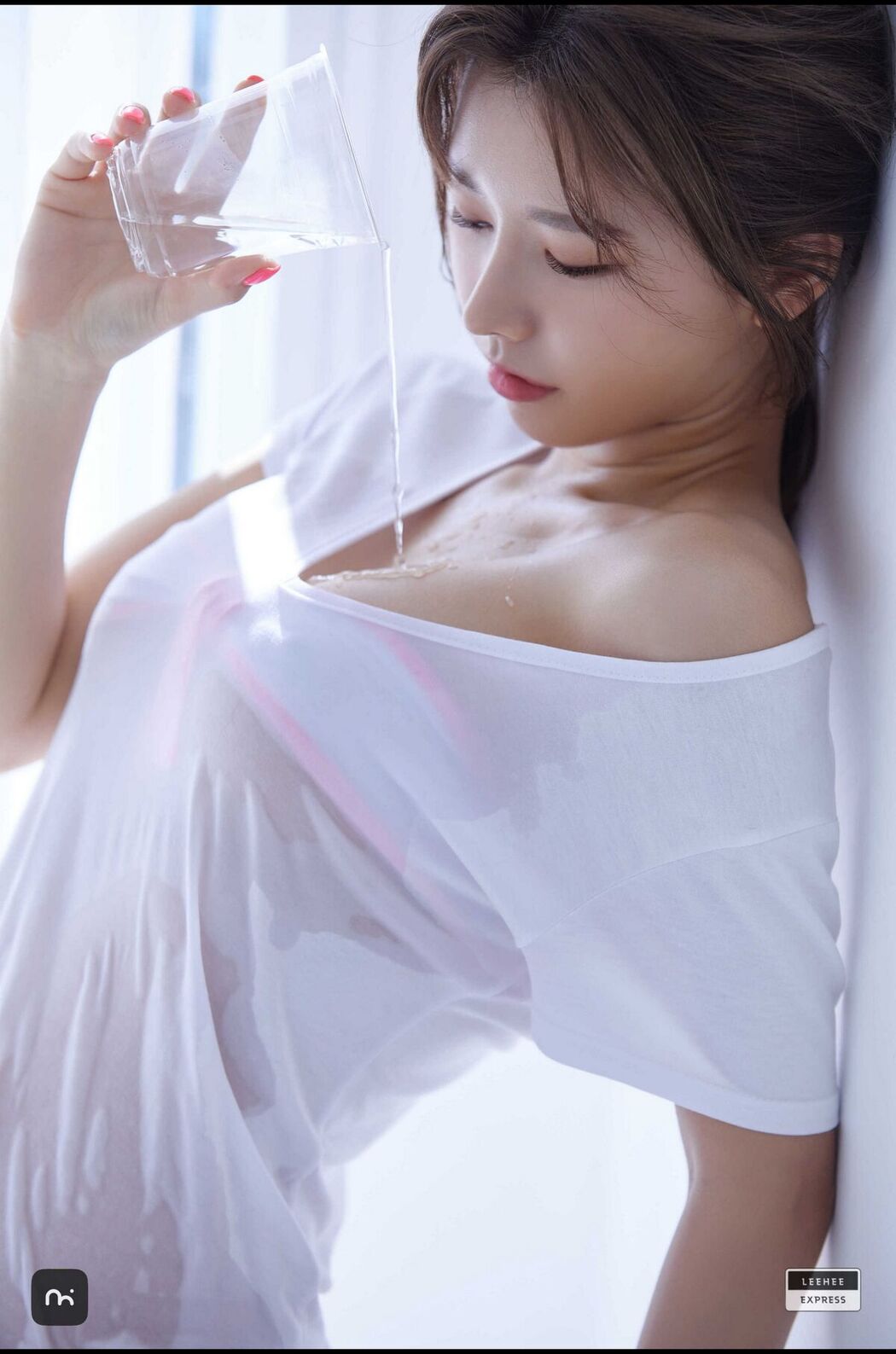 LE LEBE-229A U.Hwa 은유화