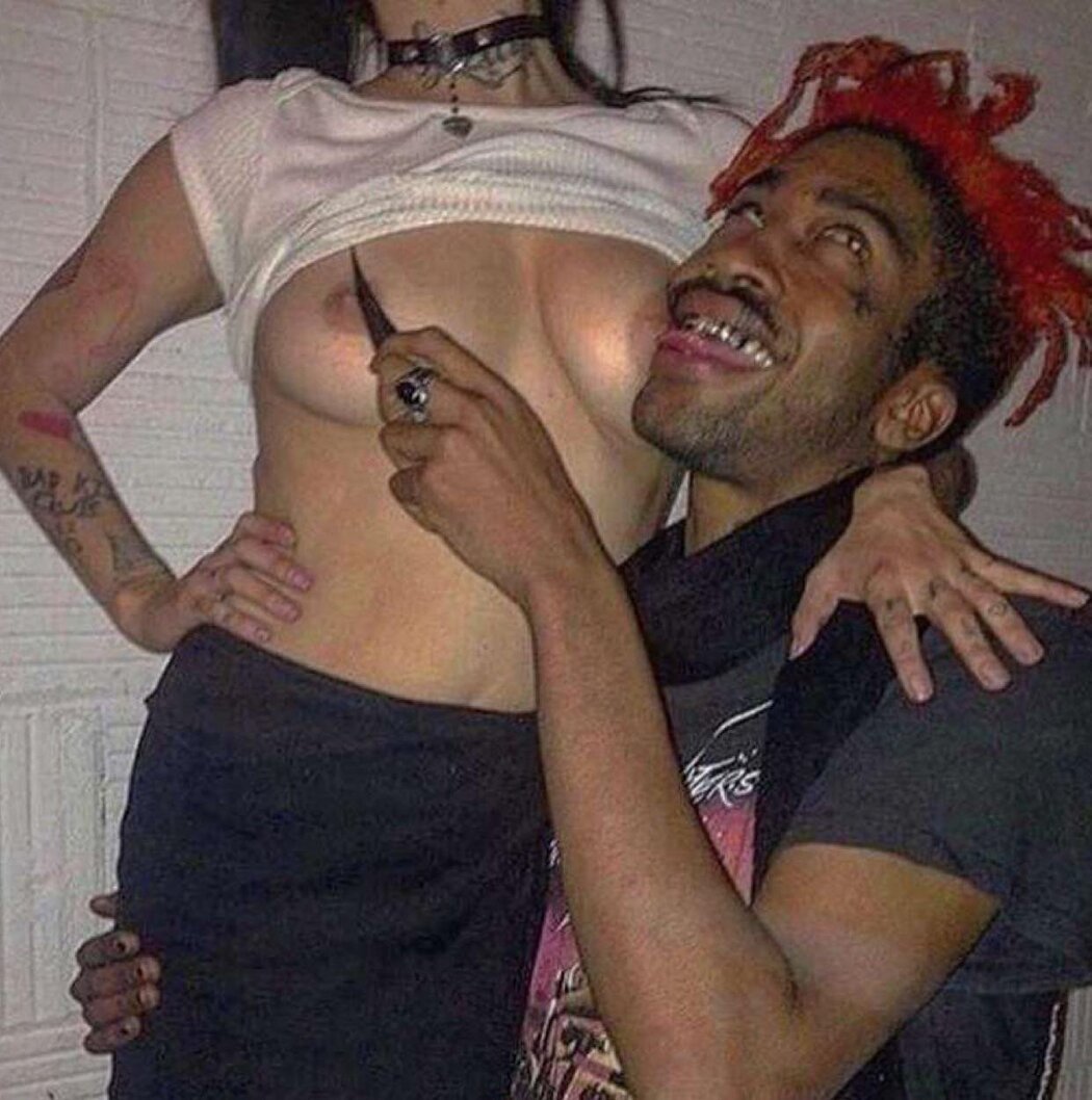 Toopoor Nude