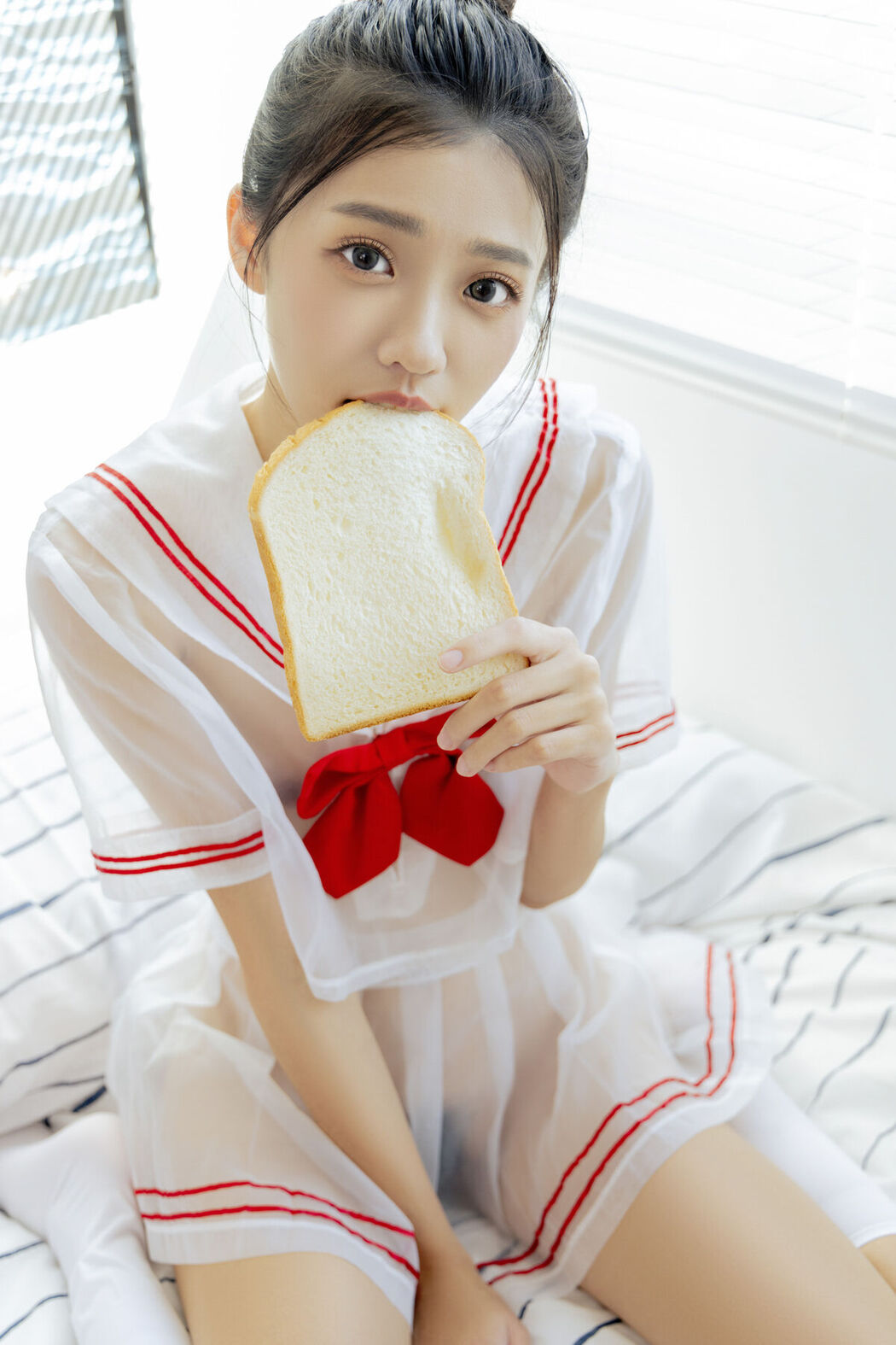 JVID Yan Yan 妍妍 Angel – 电竞少女 – 超可愛微乳美少女 – 第一次的性感開發 Part1