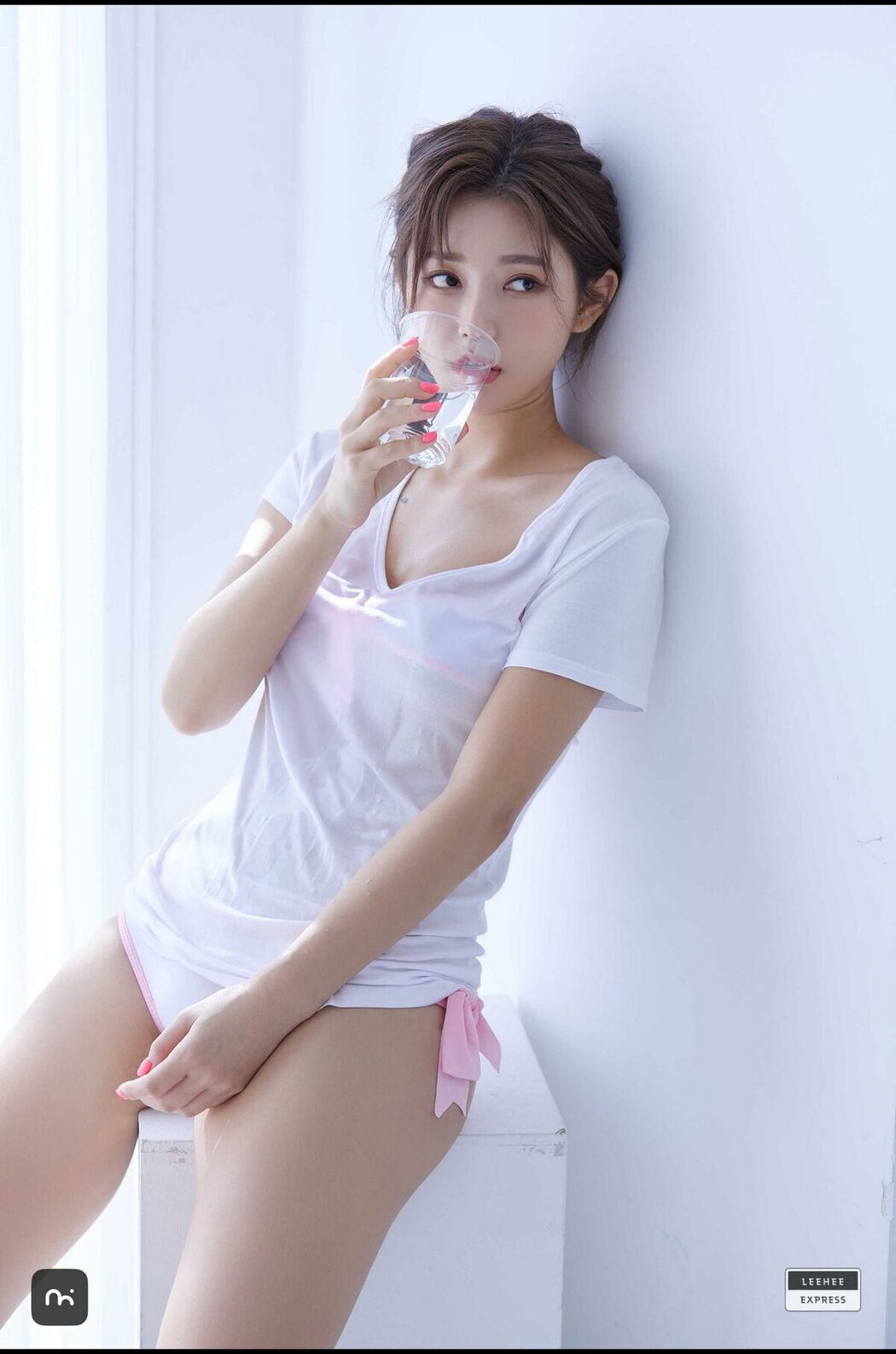 LE LEBE-229A U.Hwa 은유화