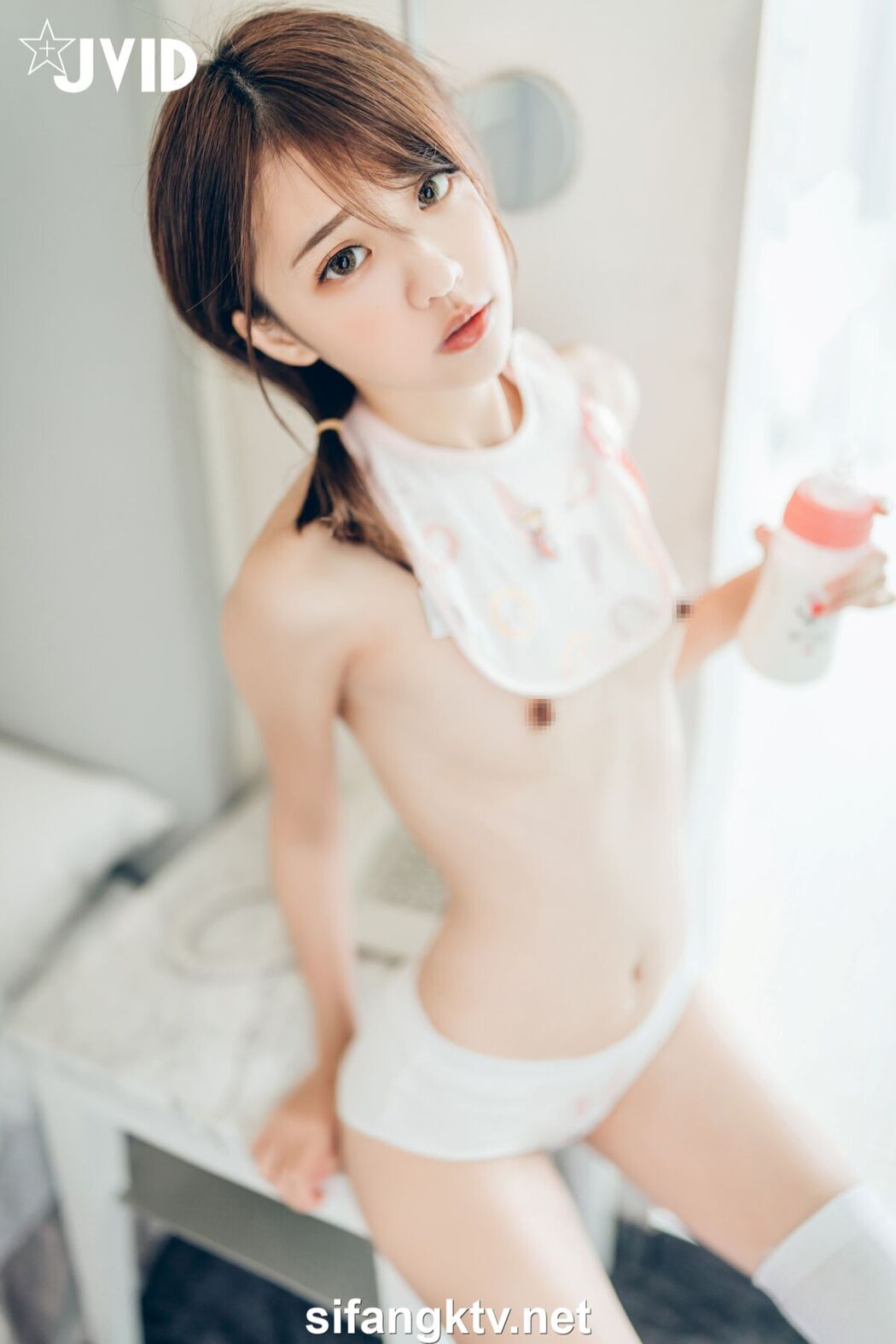 JVID Yan Yan 妍妍 Angel – 妍妍小寶寶 來餵她喝奶吧 還有透絲透點裝 潤滑絲襪 Part2