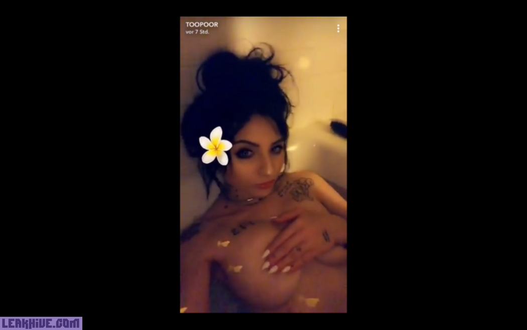 Toopoor Nude