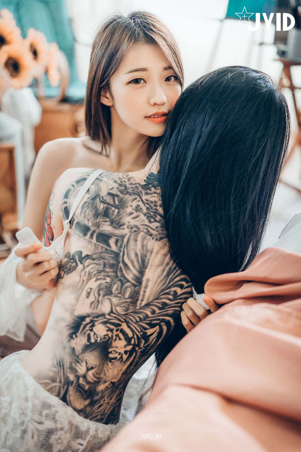 JVID Yan Yan 妍妍 Angel And Piao Piao 飘飘 – 百合花神の美少女 – 最色色嘗試 – 辰辰特別客串 色色最大突破 Part1