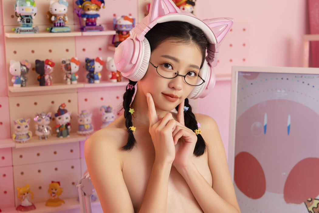 JVID Yan Yan 妍妍 Angel – 电竞少女 – 超可愛微乳美少女 – 第一次的性感開發 Part2