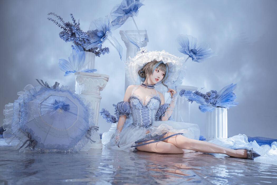 Coser@面饼仙儿 – 碧蓝航线 柴郡礼服废稿
