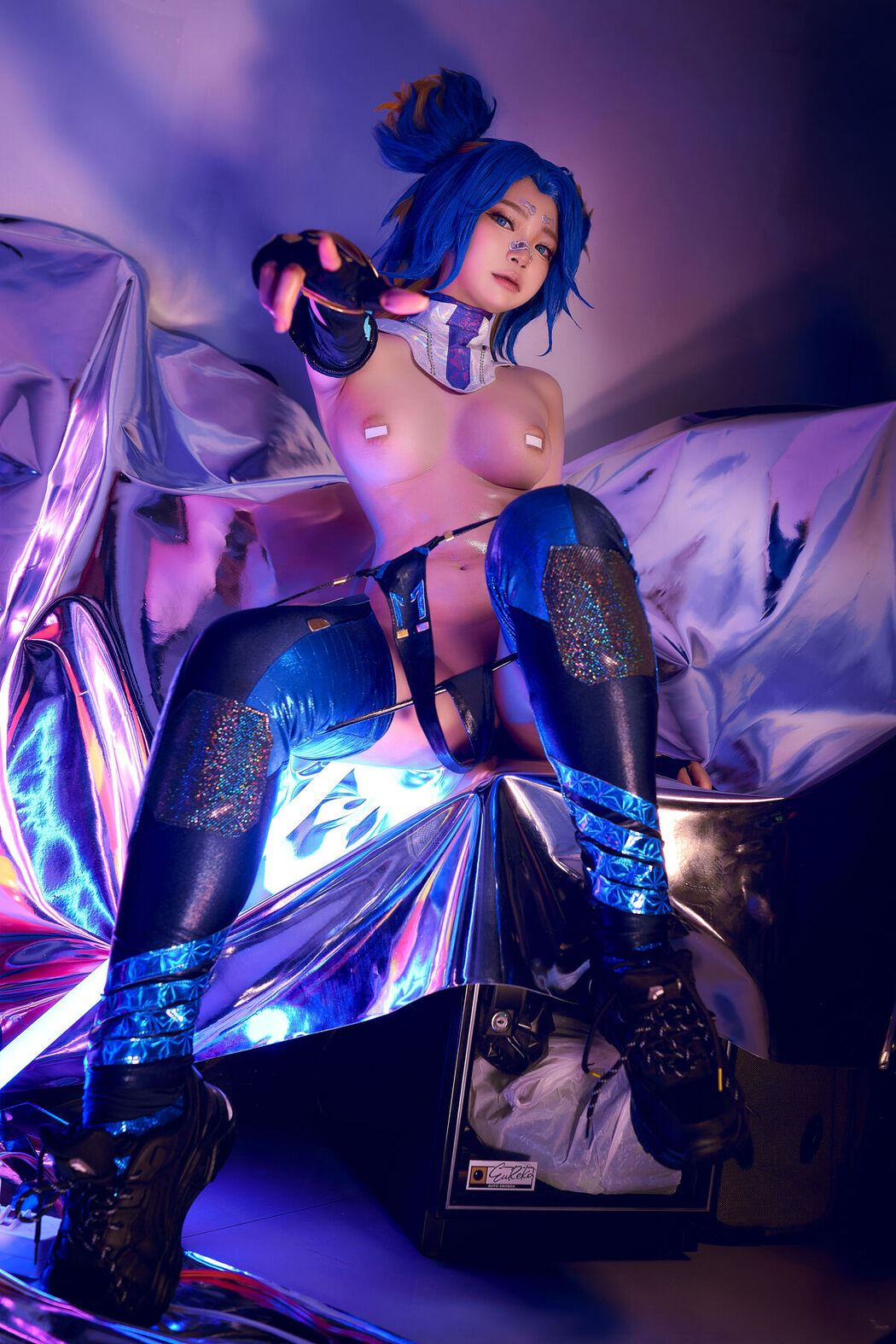 Coser@ZinieQ – Neon Valorant