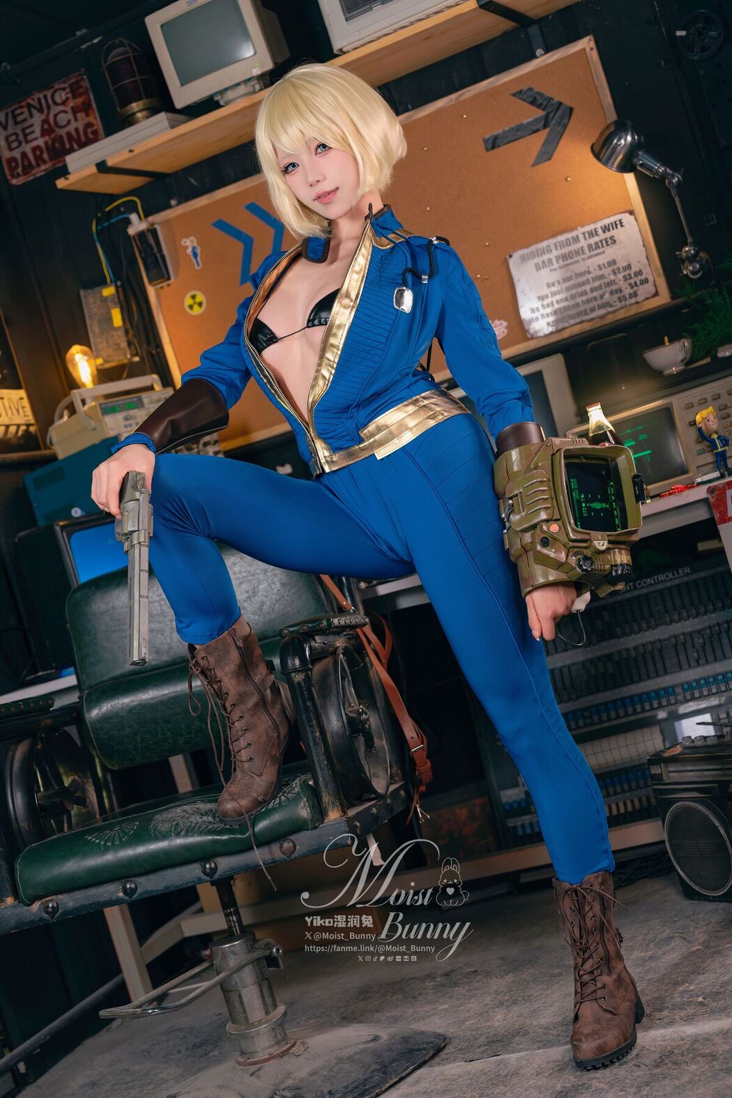 Coser@黏黏团子兔 – 12月作品 辐射-灰烬余生