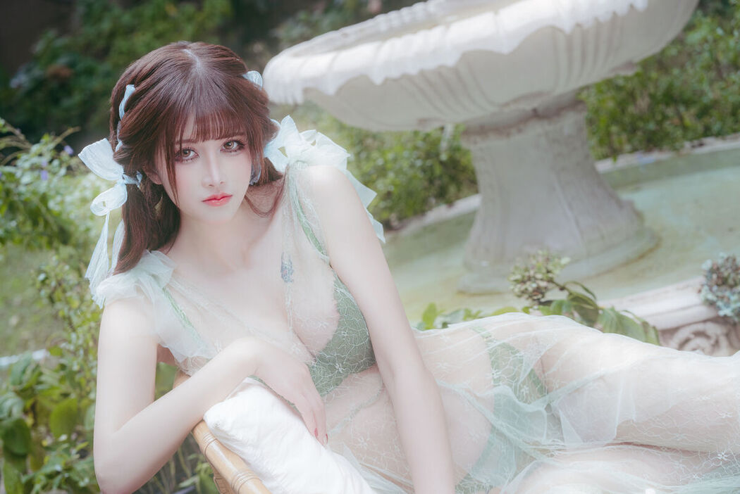 Coser@鹿八岁 – 小鹿的秘密花园