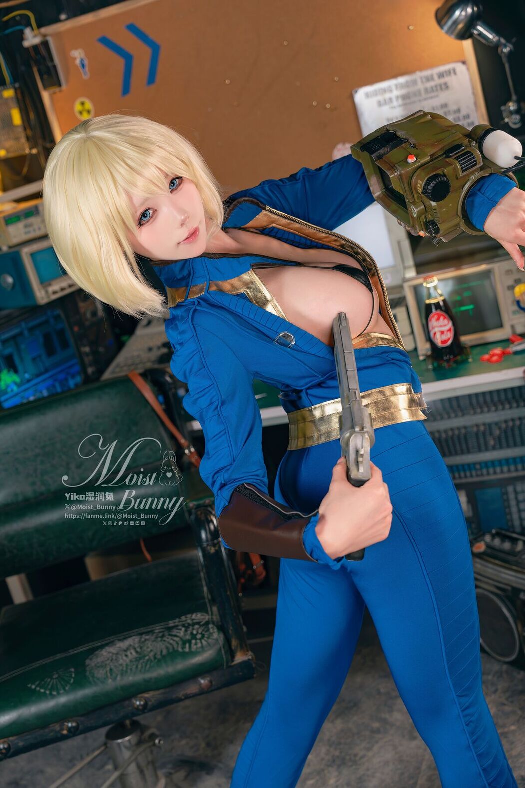 Coser@黏黏团子兔 – 12月作品 辐射-灰烬余生