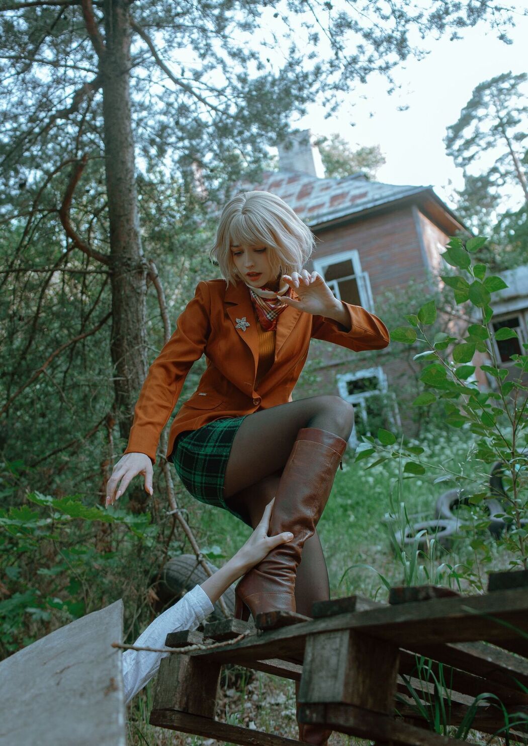 Coser@Tenletters – Ashley