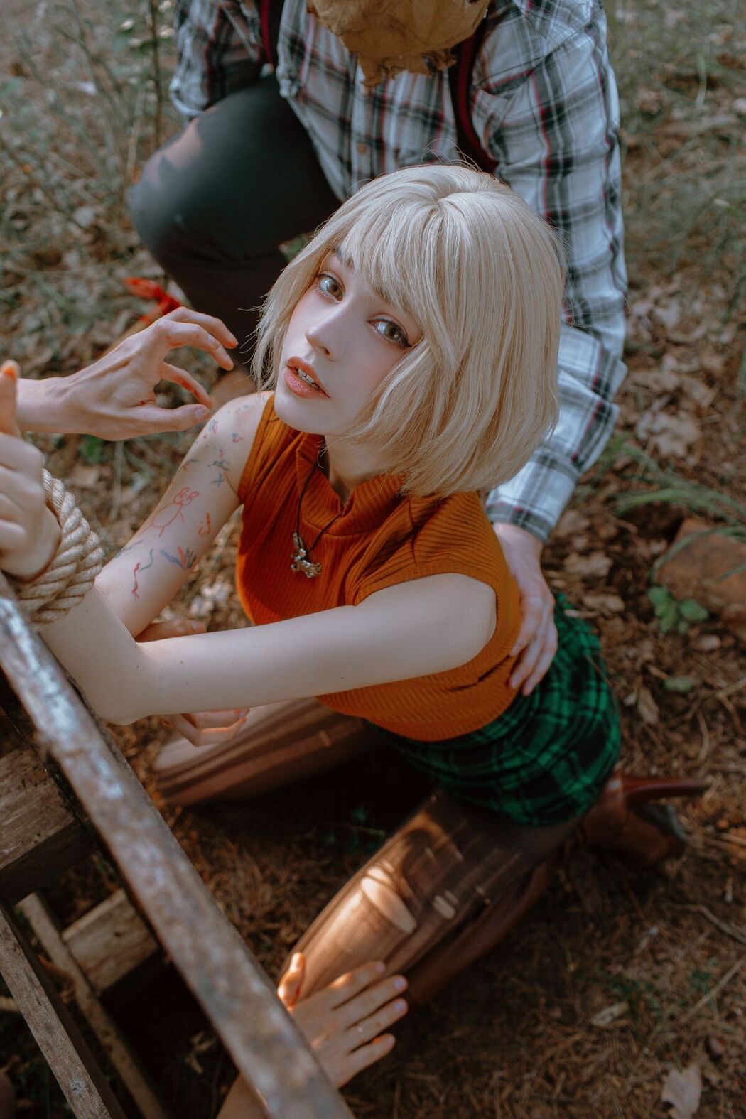 Coser@Tenletters – Ashley