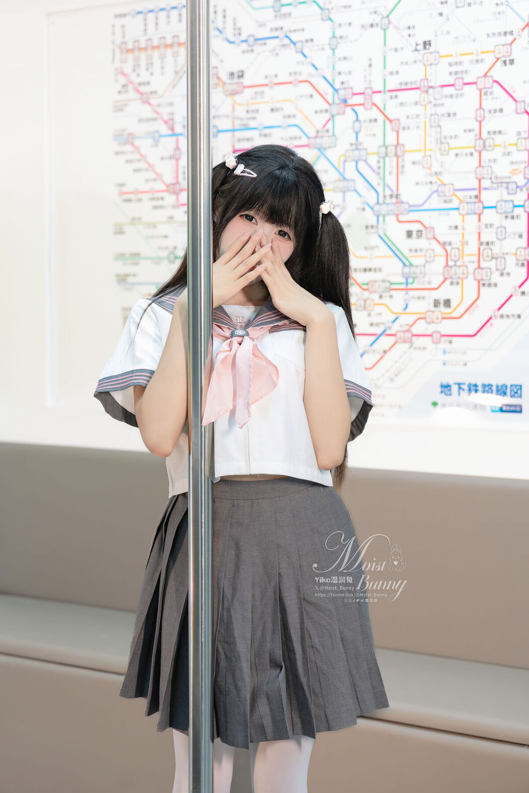 Coser@黏黏团子兔 &#8211; 12月作品 地铁萌妹 恋爱循环 Part3