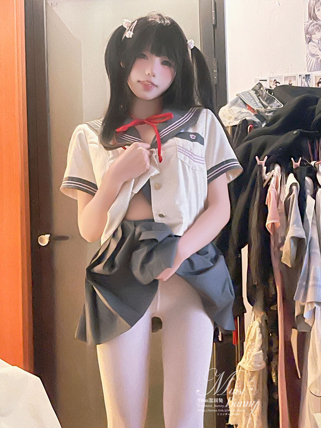 Coser@黏黏团子兔 – 12月作品 地铁萌妹 恋爱循环 Part3