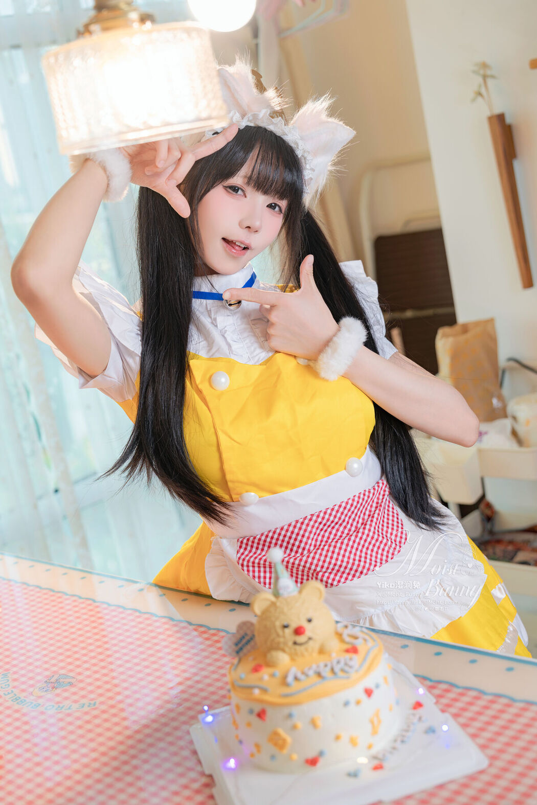 Coser@黏黏团子兔 – 12月作品 诞生日限定 兔子味蛋糕