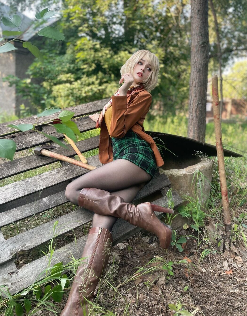 Coser@Tenletters – Ashley