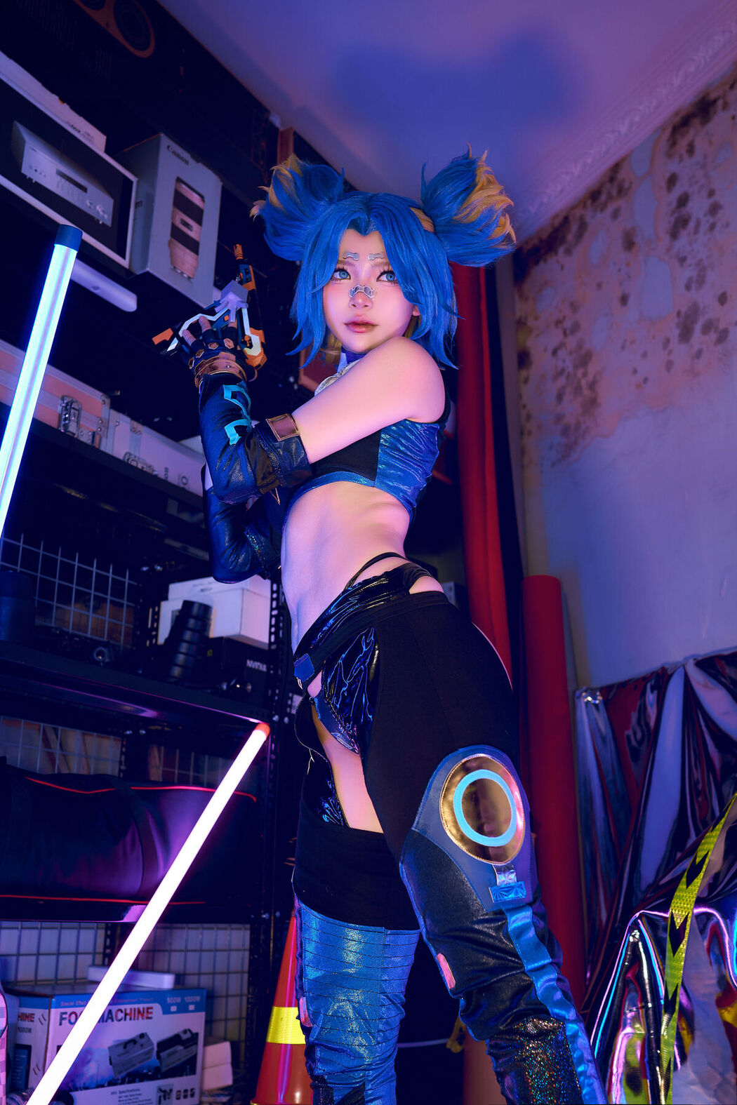 Coser@ZinieQ – Neon Valorant