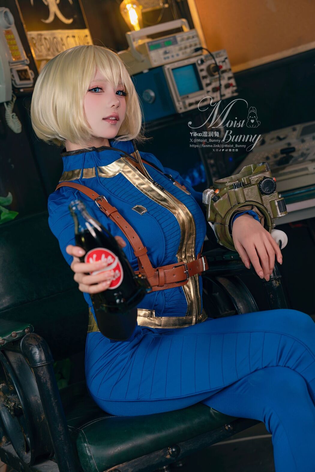 Coser@黏黏团子兔 – 12月作品 辐射-灰烬余生