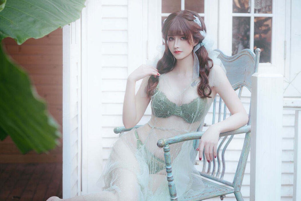 Coser@鹿八岁 – 小鹿的秘密花园