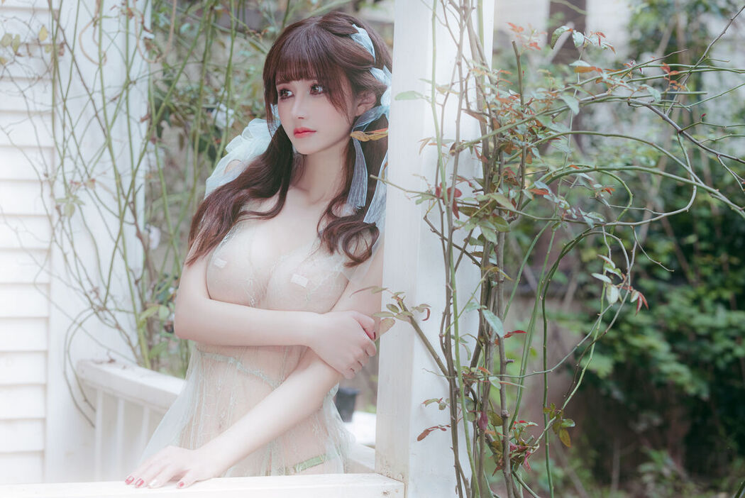 Coser@鹿八岁 – 小鹿的秘密花园