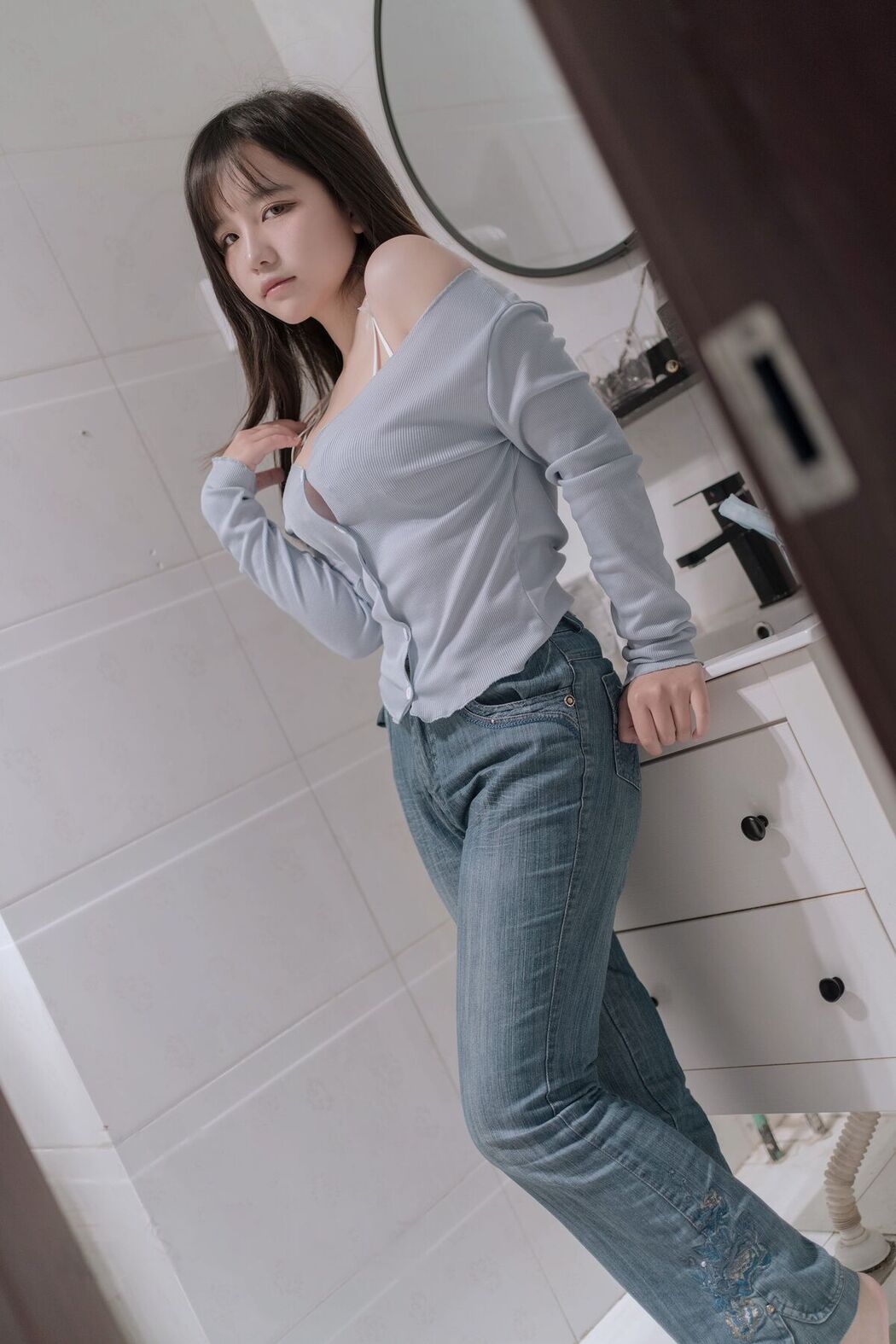Coser@阿半今天很开心 – 住在隔壁的太太