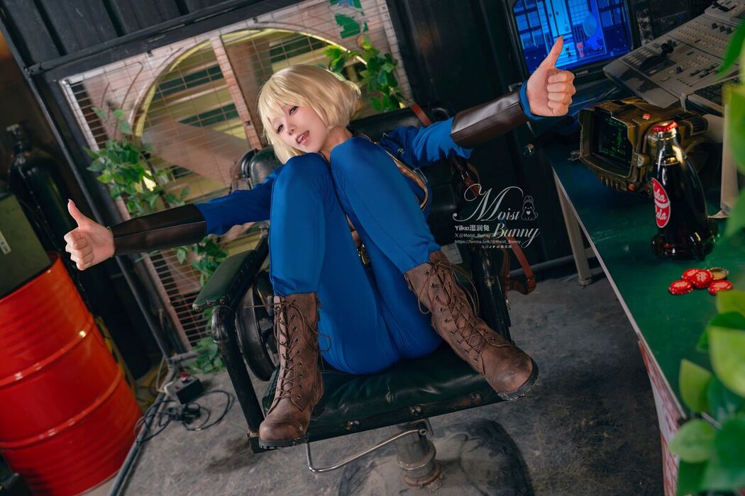 Coser@黏黏团子兔 – 12月作品 辐射-灰烬余生