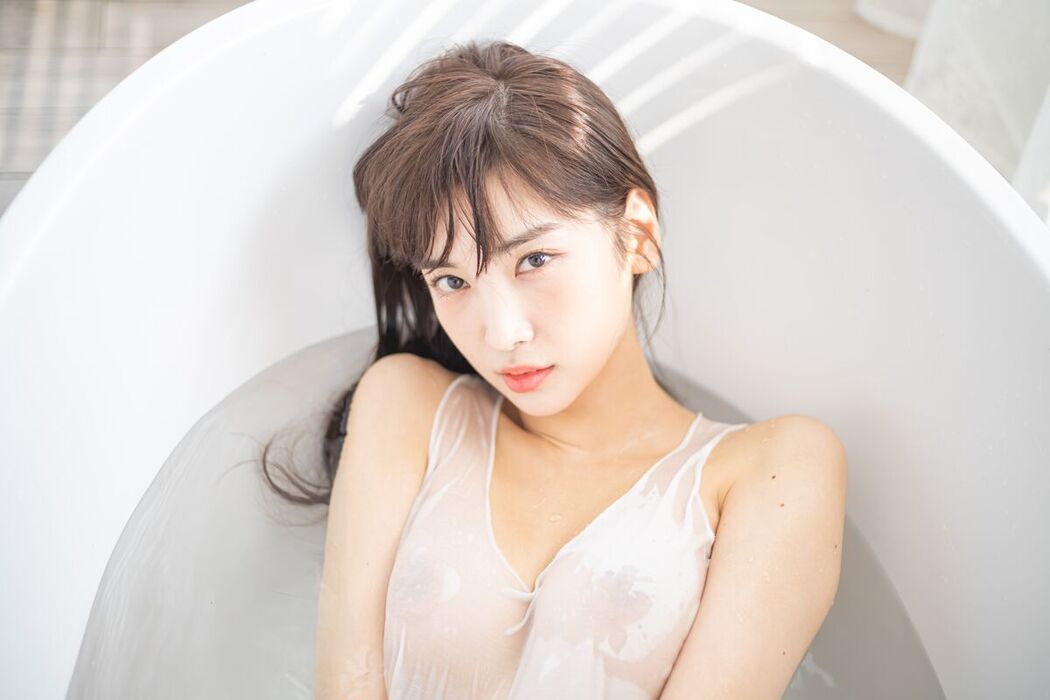 Patreon Leezy 이지 – Secret Web APRIL Part2