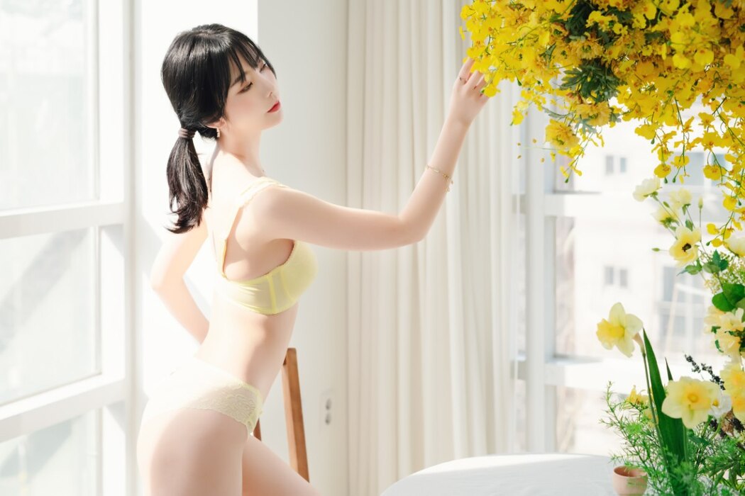 Patreon Yuna 유나 – Flowers