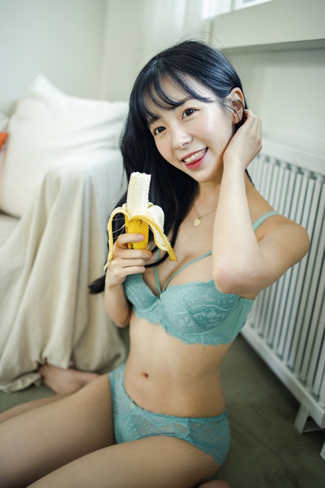 Patreon 쏘블리 leeesovely – Happy Birthday Part 1