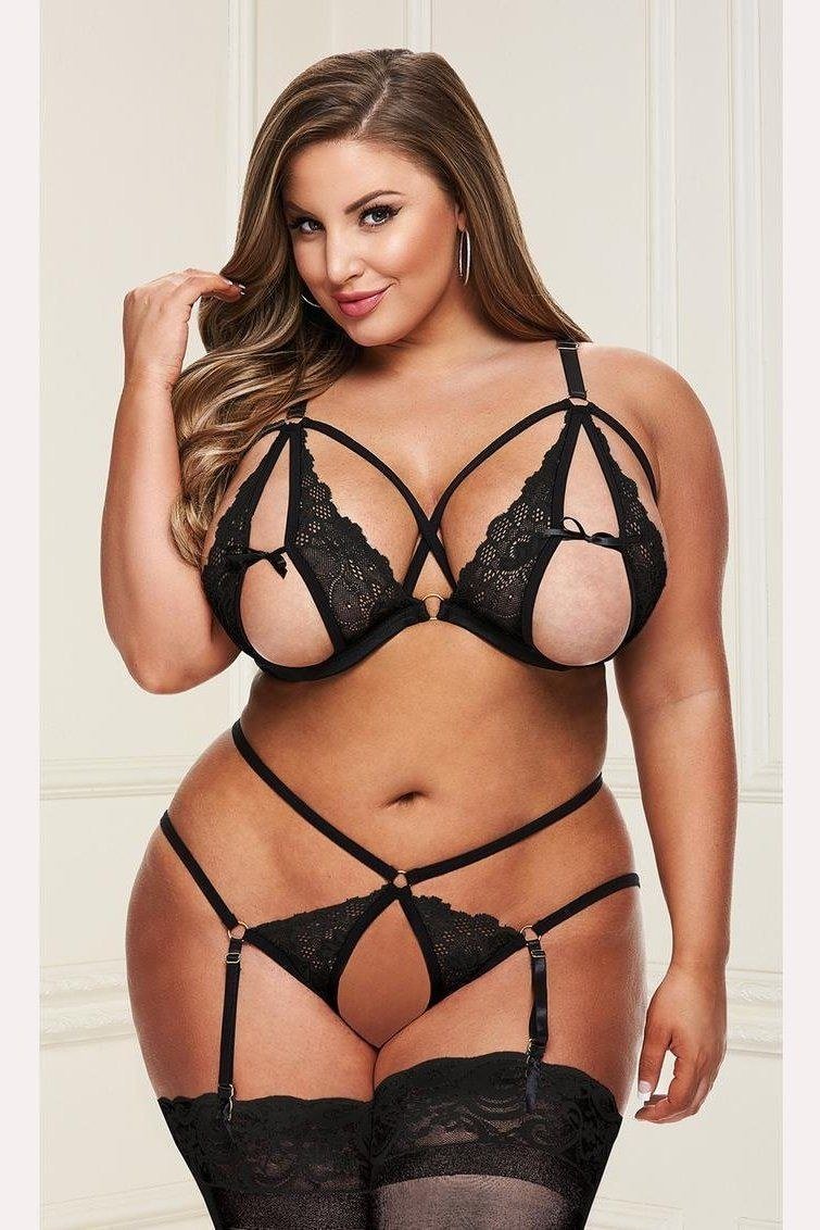 Curvy Lingerie Porn