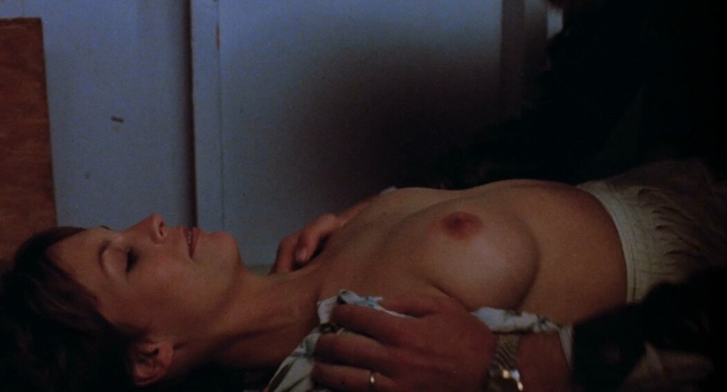 Jamie Lee Curtis Hot