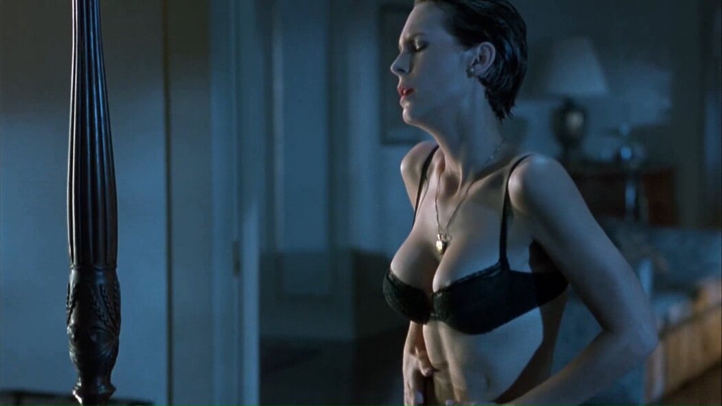 Jamie Lee Curtis Hot