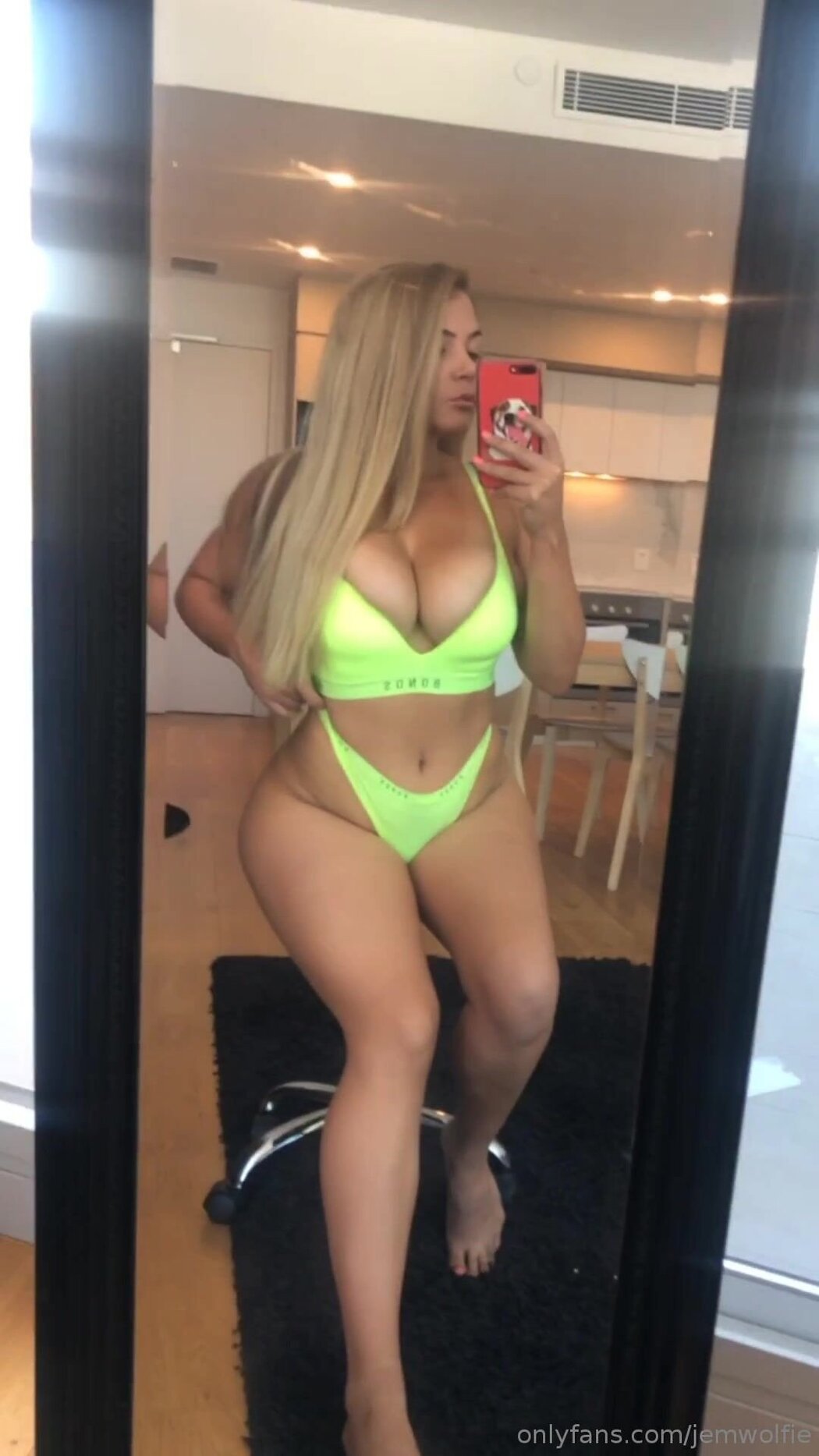 Jem Wolfie Porno