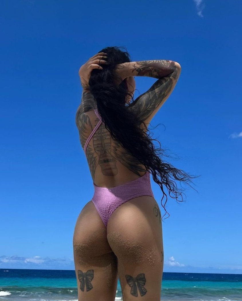 Bella Mkay