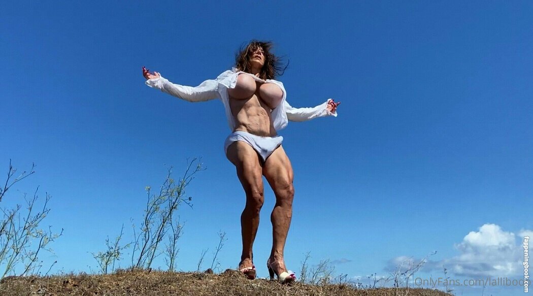 Muscle Girl