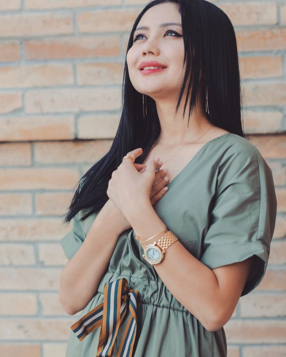 Sitora Alimjonova Rasmlari Cover Photo